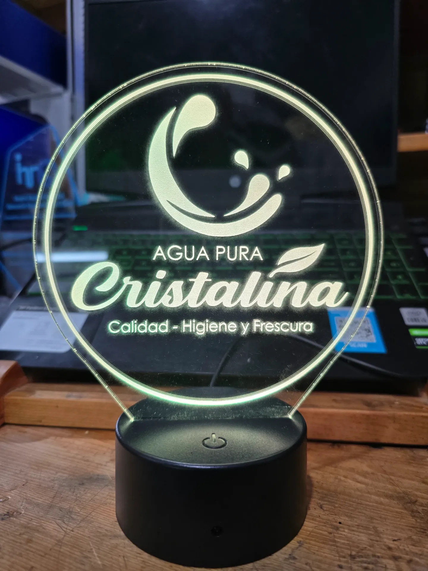 Lámpara de Noche RGB 3D con logo